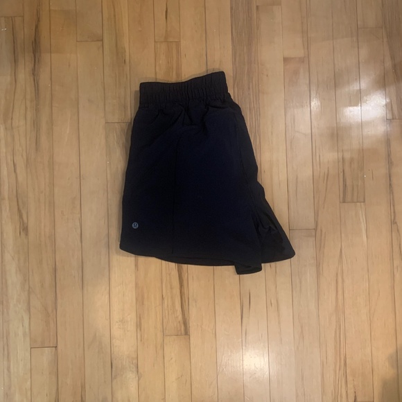 Lululemon Track That 5inch Shorts NWT - Picture 4 of 4